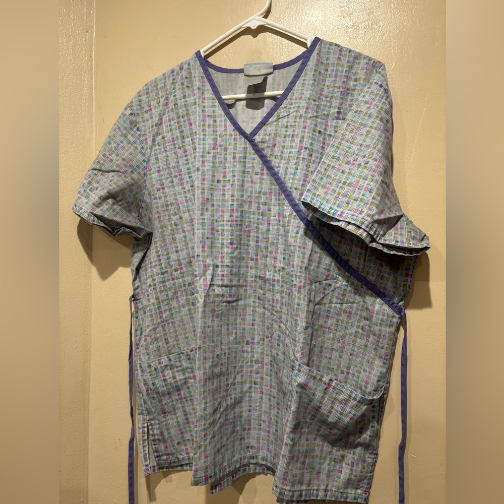 Scrub top purple tile design
